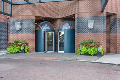3660 N Lake Shore Drive #2302, Chicago, IL 60613 - Photo 2