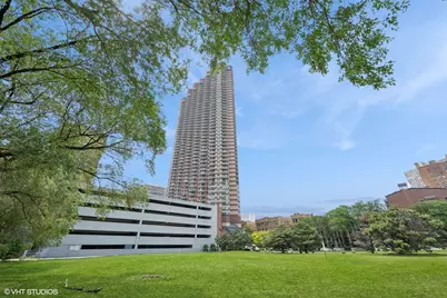 3660 N Lake Shore Drive #2302, Chicago, IL 60613 - Photo 1