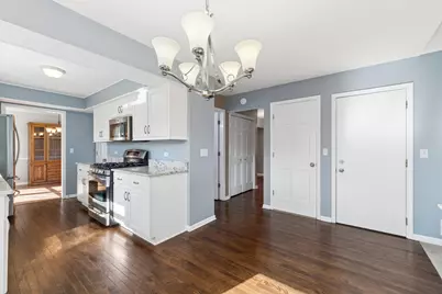 1528 Bonaventure Drive, Naperville, IL 60563 - Photo 10