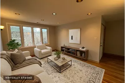 449 W 37th Street #2, Chicago, IL 60609 - Photo 2