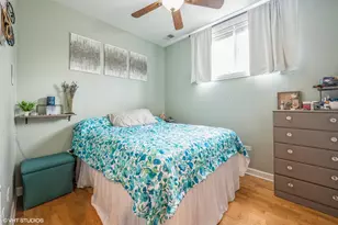 413 N Noble St, Chicago, IL 60642 - Photo 8