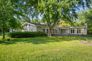 1161 Winwood Dr, Lake Forest, IL 60045 - Photo 40
