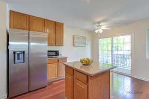 1155 Georgetown Way, Vernon Hills, IL 60061 - Photo 10