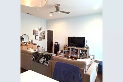 2456 N California Avenue #2R, Chicago, IL 60647 - Photo 4