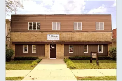 1113 W Greenwood Avenue, Waukegan, IL 60087 - Photo 1