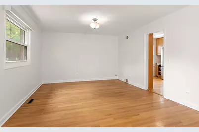 915 Hamlin Street, Evanston, IL 60201 - Photo 4