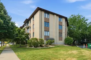 4500 W 93rd St, Oak Lawn, IL 60453 - Photo 2