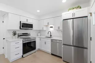 2000 Parkside Dr, Park Ridge, IL 60068 - Photo 2