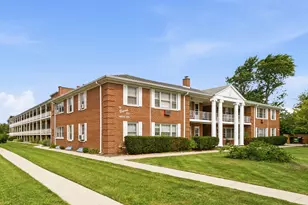 2000 Parkside Dr, Park Ridge, IL 60068 - Photo 1