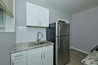 6322 N Albany Avenue #1W, Chicago, IL 60659 - Photo 4