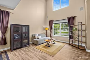 2562 N Jade Ave, Arlington Heights, IL 60004 - Photo 6