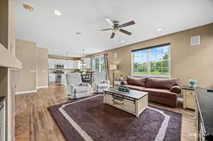 2562 N Jade Ave, Arlington Heights, IL 60004 - Photo 10