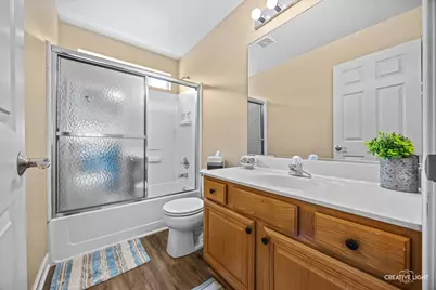 2562 N Jade Avenue, Arlington Heights, IL 60004 - Photo 26