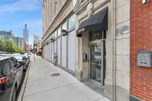1019 W Jackson Blvd, Chicago, IL 60607 - Photo 2