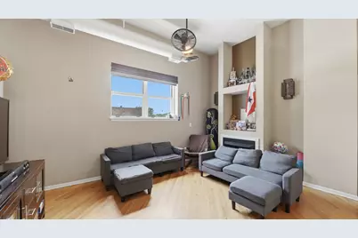 1019 W Jackson Boulevard #2J, Chicago, IL 60607 - Photo 8