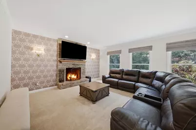 2523 Forest Court, Lindenhurst, IL 60046 - Photo 16
