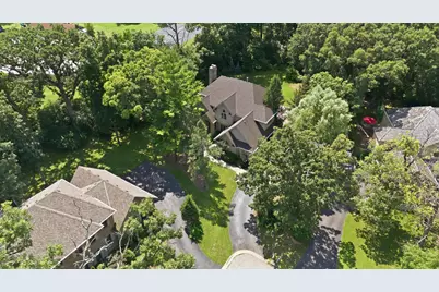 2523 Forest Court, Lindenhurst, IL 60046 - Photo 2