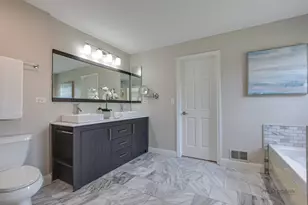 2670 W Lake Ave, Glenview, IL 60026 - Photo 16