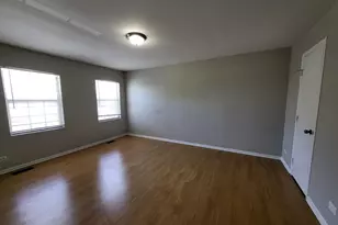 341 Wisteria Dr, Streamwood, IL 60107 - Photo 14