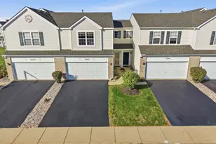 15250 Kenmare Cir, Manhattan, IL 60442 - Photo 2