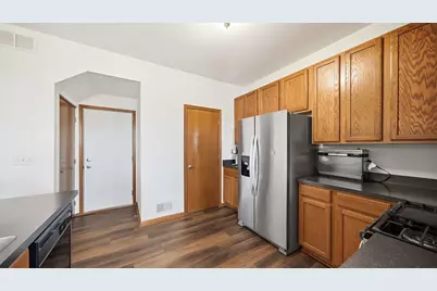 15250 Kenmare Circle #15250, Manhattan, IL 60442 - Photo 8