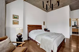 1151 W 15th St, Chicago, IL 60608 - Photo 14