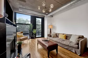 1151 W 15th St, Chicago, IL 60608 - Photo 4