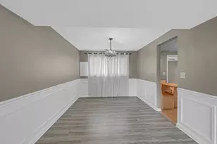 181 Craig Dr, Chicago Heights, IL 60411 - Photo 4