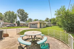 812 N Lincoln St, Addison, IL 60101 - Photo 28