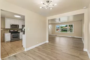 812 N Lincoln St, Addison, IL 60101 - Photo 6