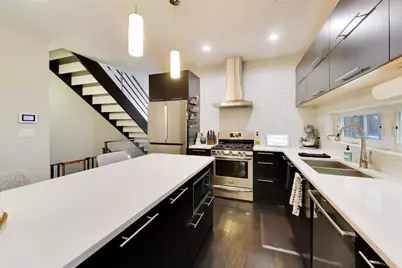 1340 N Artesian Avenue, Chicago, IL 60622 - Photo 8