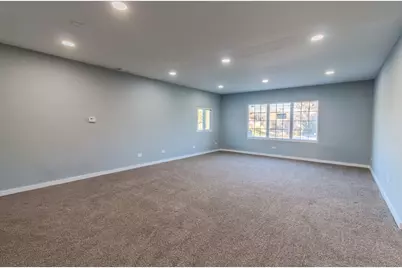 4N310 Walter Road, Addison, IL 60101 - Photo 2