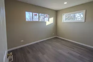 4N310 Walter Rd, Addison, IL 60101 - Photo 8