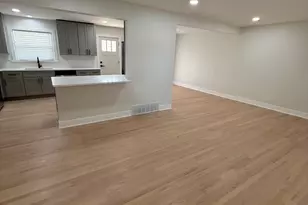 12537 S Menard Ave, Palos Heights, IL 60463 - Photo 10