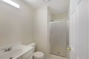 488 White Oak Ln, Lake Barrington, IL 60010 - Photo 10