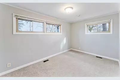 1484 N Hicks Road, Palatine, IL 60067 - Photo 12