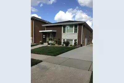 401 Crandon Avenue, Calumet City, IL 60409 - Photo 1