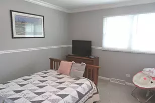 1661 Kimberly Ave, Elgin, IL 60123 - Photo 10