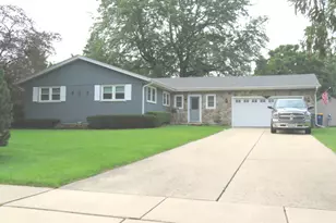 1661 Kimberly Ave, Elgin, IL 60123 - Photo 1