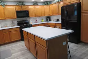 1661 Kimberly Ave, Elgin, IL 60123 - Photo 2
