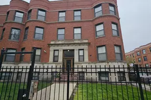 5900 S King Dr, Chicago, IL 60637 - Photo 1