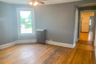 1940 W Eddy St, Chicago, IL 60657 - Photo 8