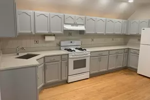 1940 W Eddy St, Chicago, IL 60657 - Photo 2