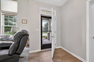 2603 Avondale Cir, Naperville, IL 60564 - Photo 8