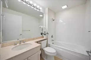 400 N Clinton St, Chicago, IL 60654 - Photo 10