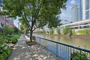 400 N Clinton St, Chicago, IL 60654 - Photo 12