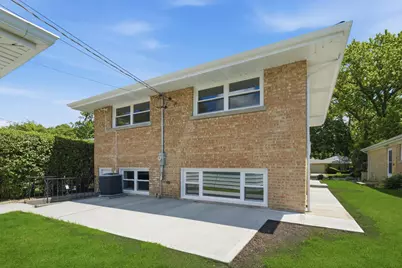 8434 Lawndale Avenue, Skokie, IL 60076 - Photo 40