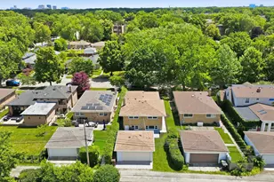 8434 Lawndale Ave, Skokie, IL 60076 - Photo 42