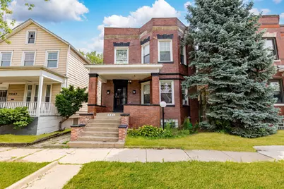 7051 S Eberhart Avenue, Chicago, IL 60637 - Photo 1