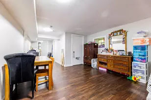 7051 S Eberhart Ave, Chicago, IL 60637 - Photo 14